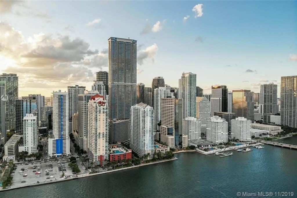 Luxury Penthouse Brickell 3 Bedrooms Free Parking Miami Exterior photo