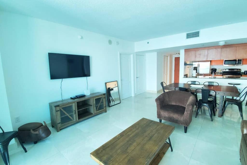 Luxury Penthouse Brickell 3 Bedrooms Free Parking Miami Exterior photo