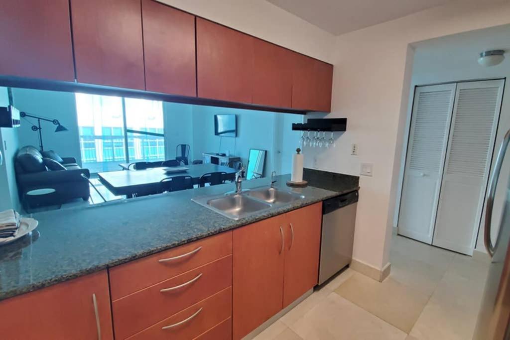 Luxury Penthouse Brickell 3 Bedrooms Free Parking Miami Exterior photo