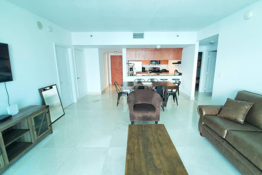 Luxury Penthouse Brickell 3 Bedrooms Free Parking Miami Exterior photo